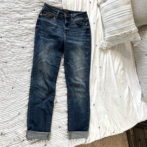 Judy Blue Boyfriend jeans, size 27. Worn 3x but just don’t fit me well.